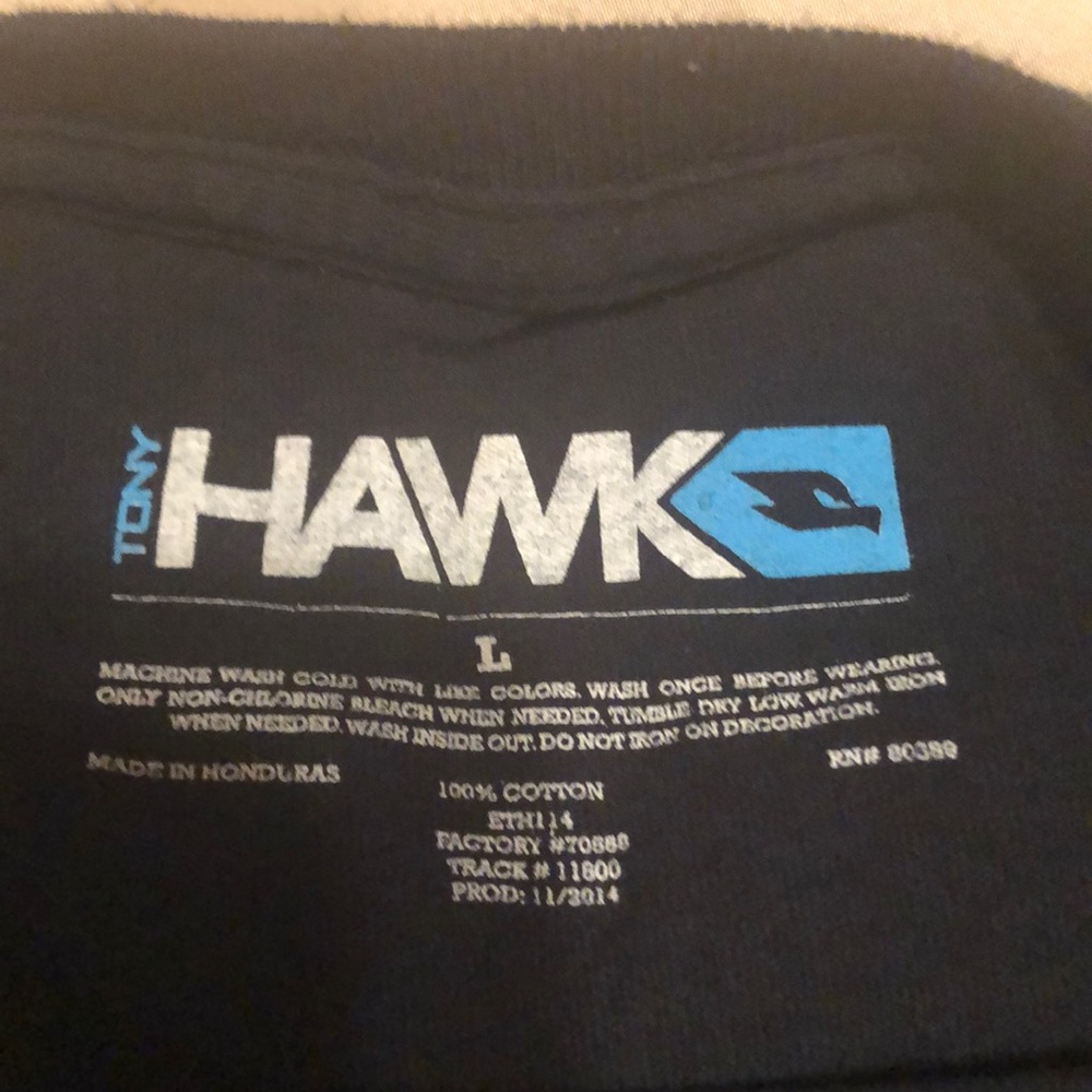 Tony Hawk Large Boy’s Action Tee. - Picture 2 of 2